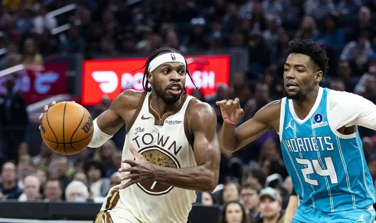 九游体育-关于巴特勒连续十五场比赛得分超过赛况扑朔迷离，湖人挑战极限！的信息